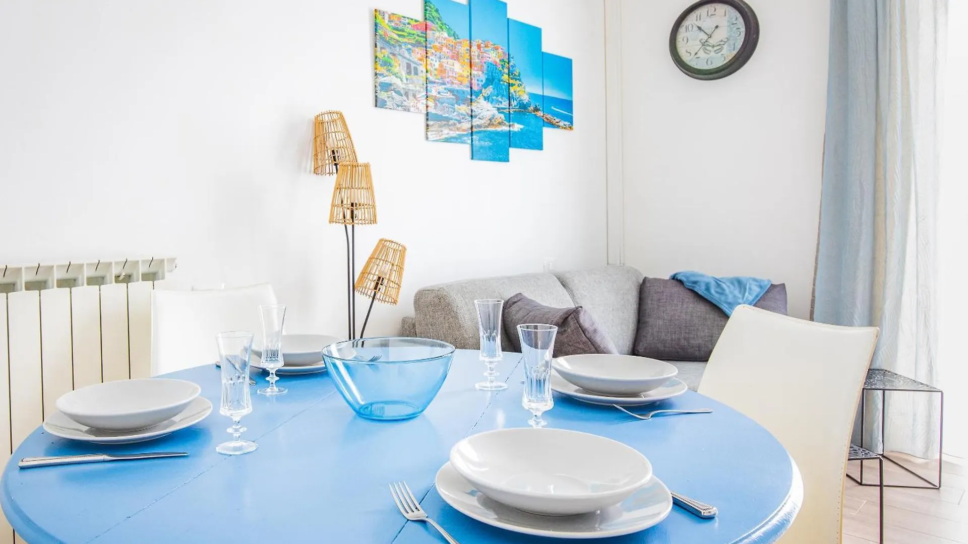 ラ・スペツィアThe Blue House, Terre Marineアパートメント アパート ラ・スペツィア